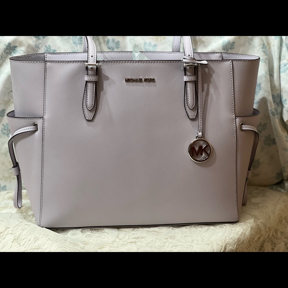 Brand New with Tag Michael Kors Bag